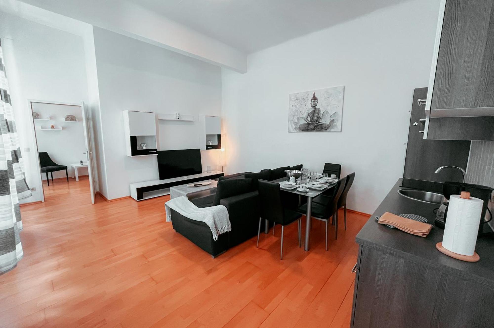 Raimond Apartment Ottakringer Top 10 Vienna Luaran gambar