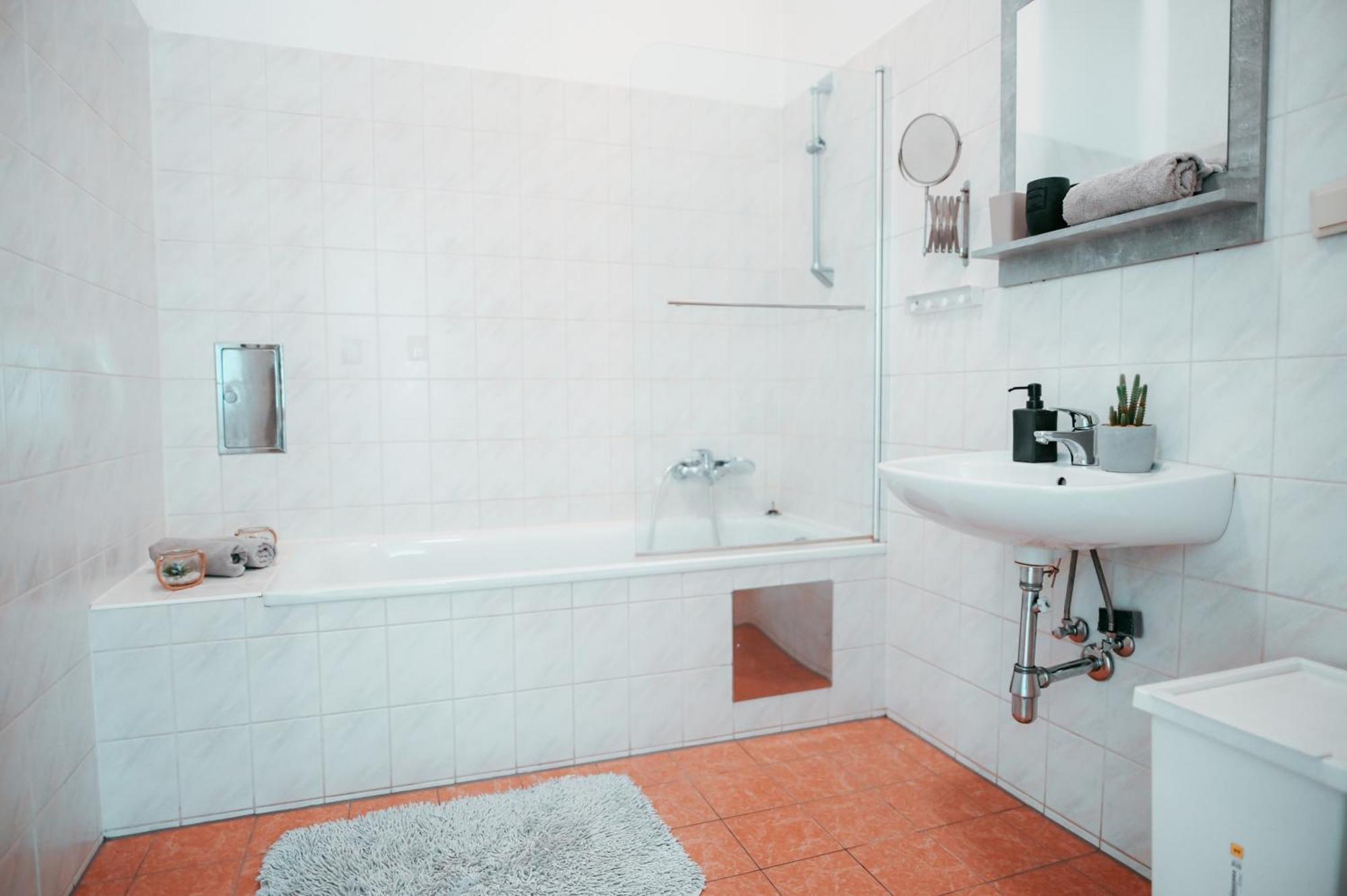 Raimond Apartment Ottakringer Top 10 Vienna Luaran gambar
